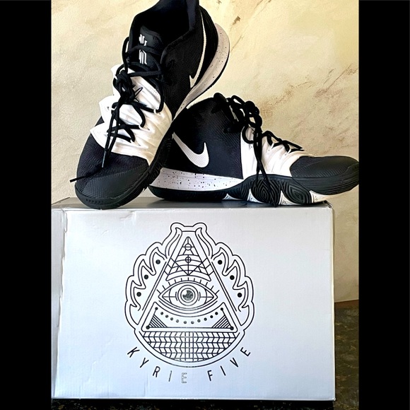 kyrie 5 size 9.5